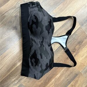 PINK Victoria's Secret Gray Camouflage Bra